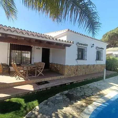 Chalet Paraiso En Urbanizacion Con Piscina Y Wifi Cadiz