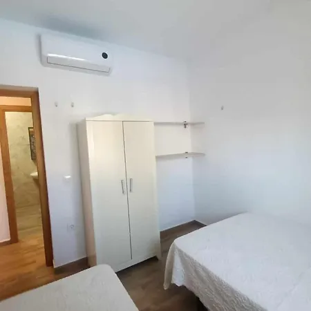 Chalet Paraiso En Urbanizacion Con Piscina Y Wifi *